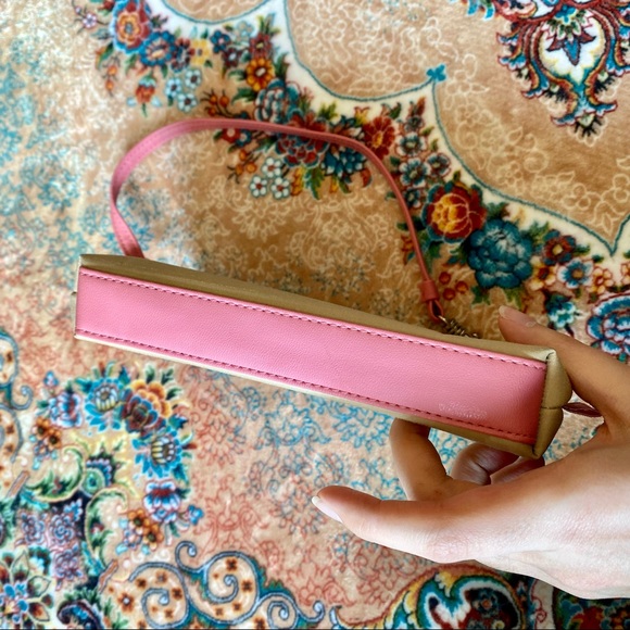 💝NWOT Revlon Clutch Bag - Picture 6 of 7